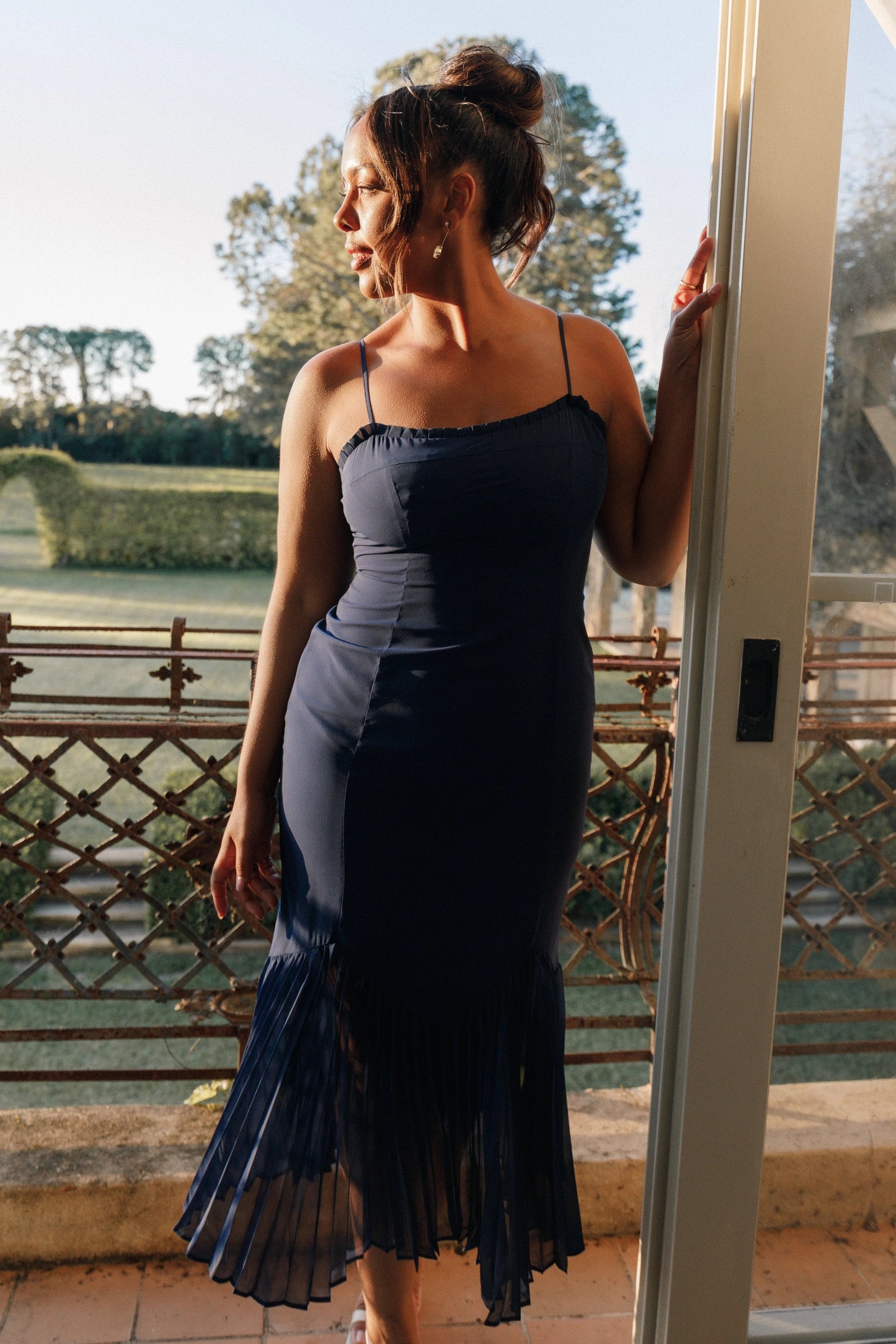 Sweetheart Bow-Detail Midi Dress